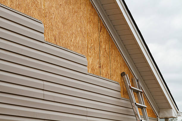 24/7 Emergency Siding Repair experts in New Philadelphia, OH